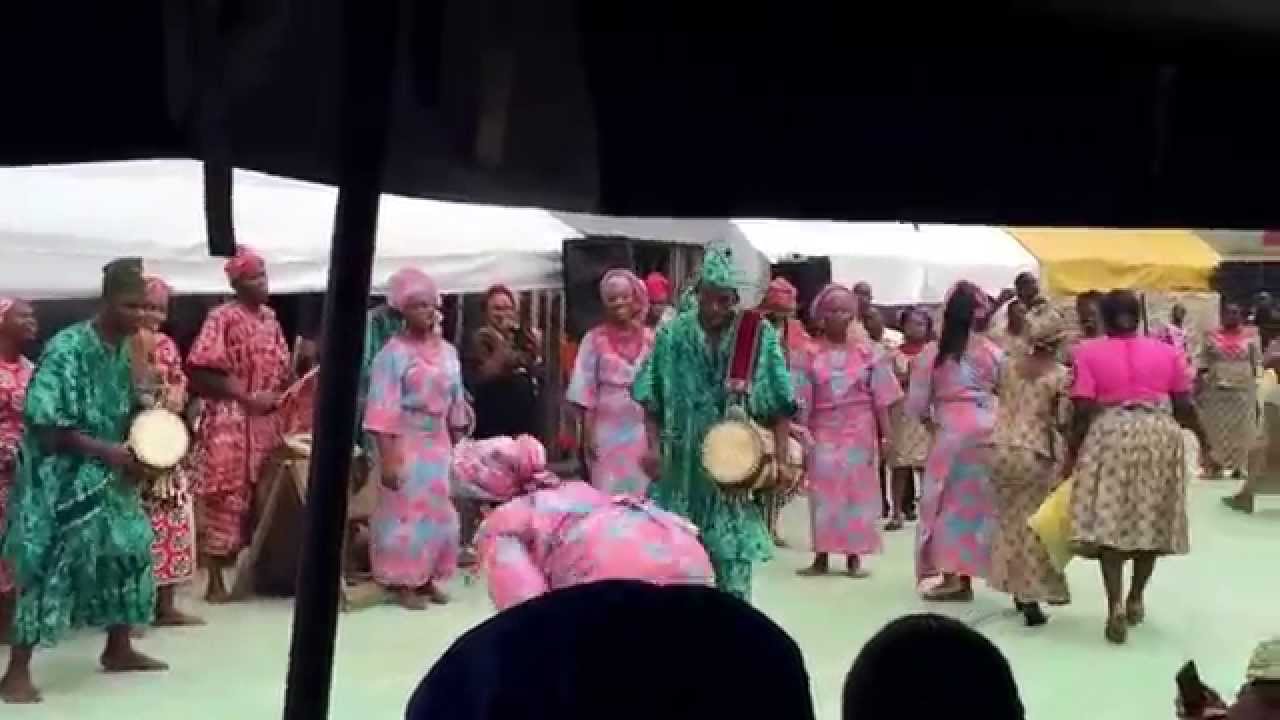 Nigerian Cultural Dance - Performance by Parents - YouTube