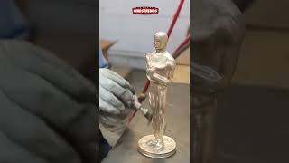 La fascinante historia de la icónica estatuilla de los Premios Oscar