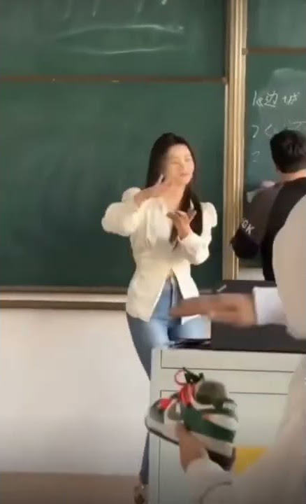 mentahan video guru joged depan murid murid, viral tiktok!!!!!
