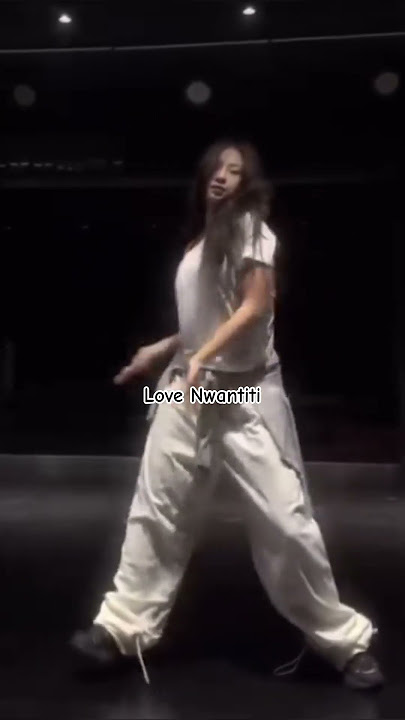 Love Nwantiti (Remix) Véyah #dancevideo