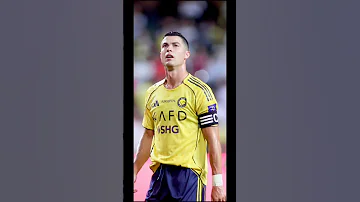 هنا سأسكت قليلا احتراما وتقديرا لهذا الكبير Cr7 Cristianoronaldo Skills Cr7fans كريستيانو رونالدو 