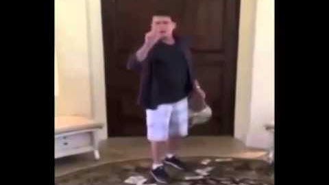 Charlie Sheen ICE BUCKET CHALLENGE 10$ [Official Channel]