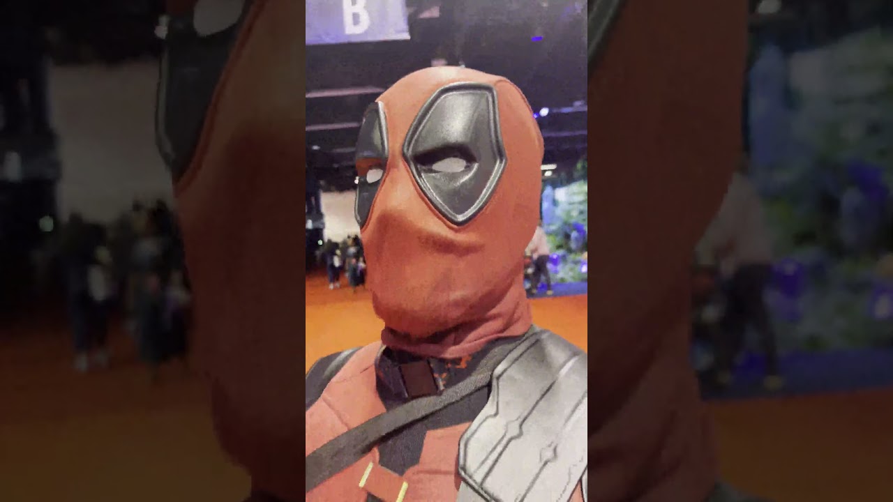 D23 Expo 2024 RUNAWAY DEADPOOL by Cosplayer Nation