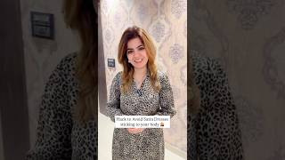 Hack to avoid satin dress sticking to your body💁‍♀️#fashionhacks #makinglifeeasier #makeitsimple