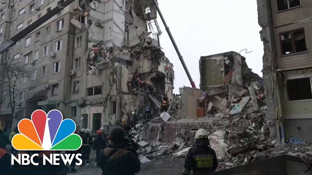 Recovery efforts begin after massive missile strike on Ukrainian apartment