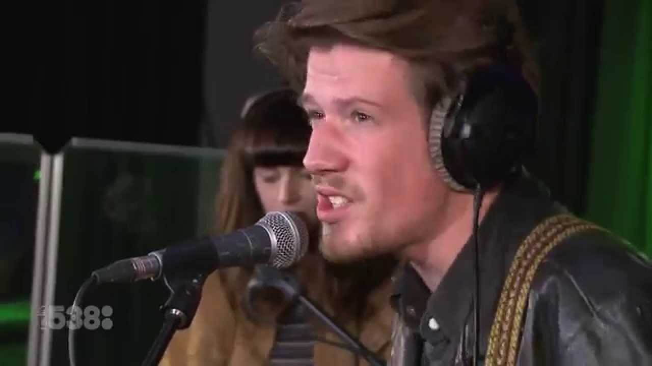 Guarda Son Mieux - Easy | Live bij Evers Staat Op su YouTube Guarda Son Mieux - Easy | Live bij Evers Staat Op su YouTube