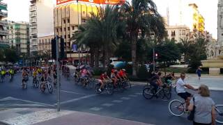 Masa Crítica Alicante - Un paseo una vez al mes. A ride once per month - Critical Mass Alicante