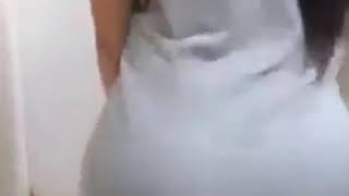 Novinha Dançando Funk De Vestido Sem Calcinha