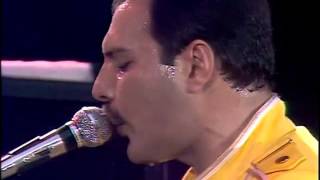 Queen - Lap of the gods & Seven seas of rhye (Live at Wembley) screenshot 4