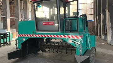 Crawler Compost Turner in Factory