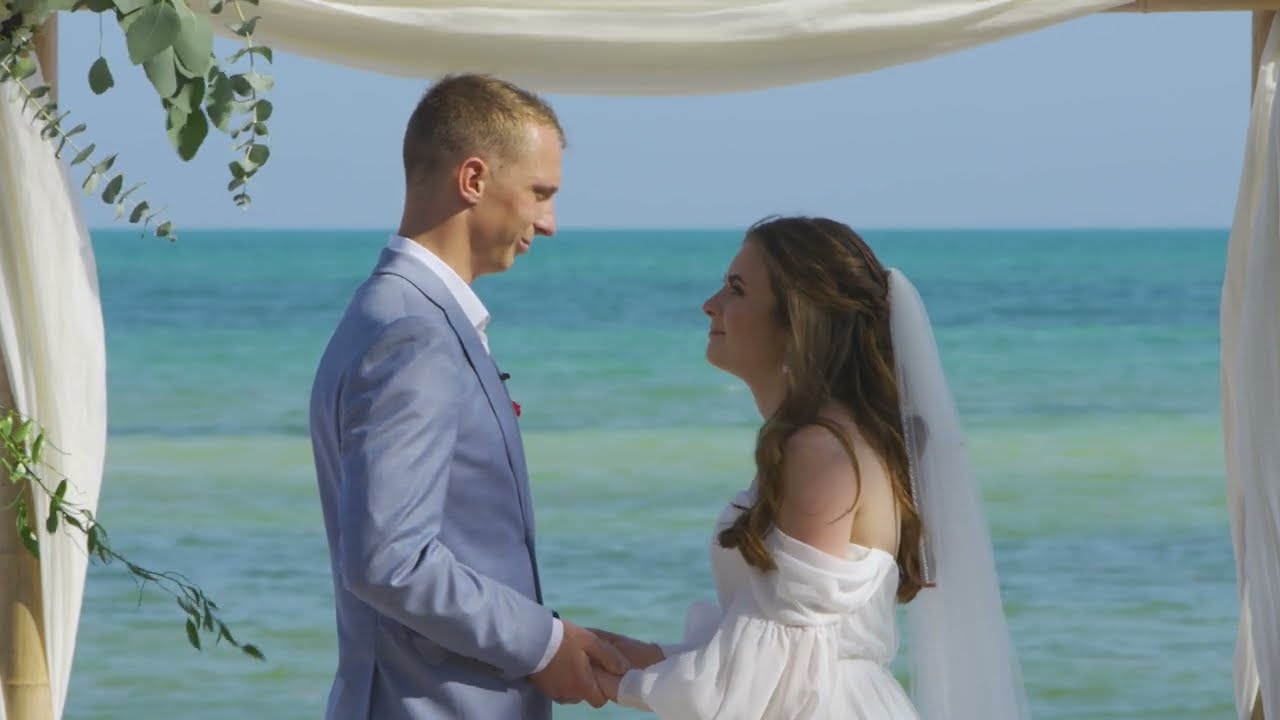 Smathers beach Micro Wedding with Big Day Weddings in Key West