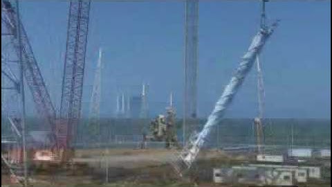 Lightning Towers Rise at LC-39B