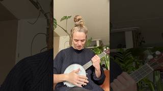 Tom waits on the banjolele