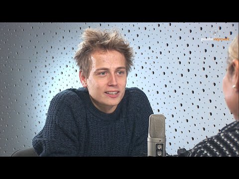 Tomáš Henry Abraham – herec, básník: Zvu vás na obřízku Prasklých bublin