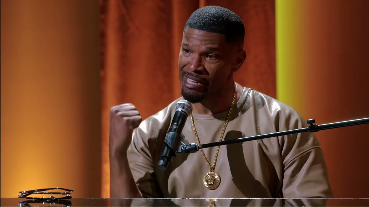 Watch Jamie Foxx Lead the Crowd in a Powerful 