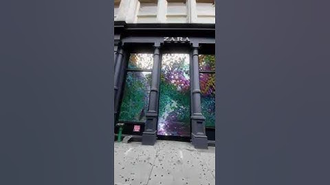 The Zara store in New York City with stunning 3D window display