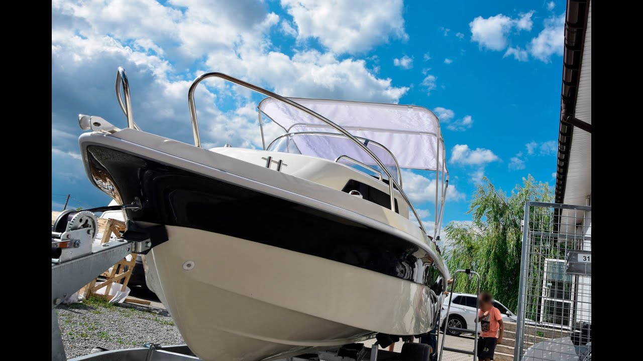 Motorówka / Łódź motorowa 520 Cabin Forte