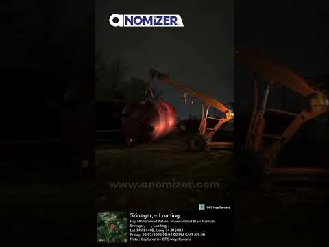 From Transport to Site | Pressure Vessel Unloading in Srinagar Industrial Equipment Video