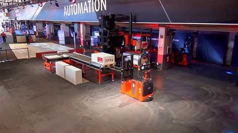 3 driven by BALYO trucks working together @the WOMH 2016
