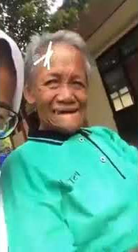 Lagi Viral!!! Nenek nenek disuruh bilang welcome back malah jadi mem*k