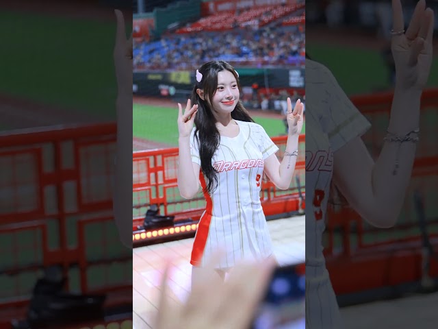 味全龍職業棒球隊 金娜妍 김나연치어리더 잘가잘가 아웃송 직캠 #shorts #김나연 #金娜妍 #치어리더 #아웃송