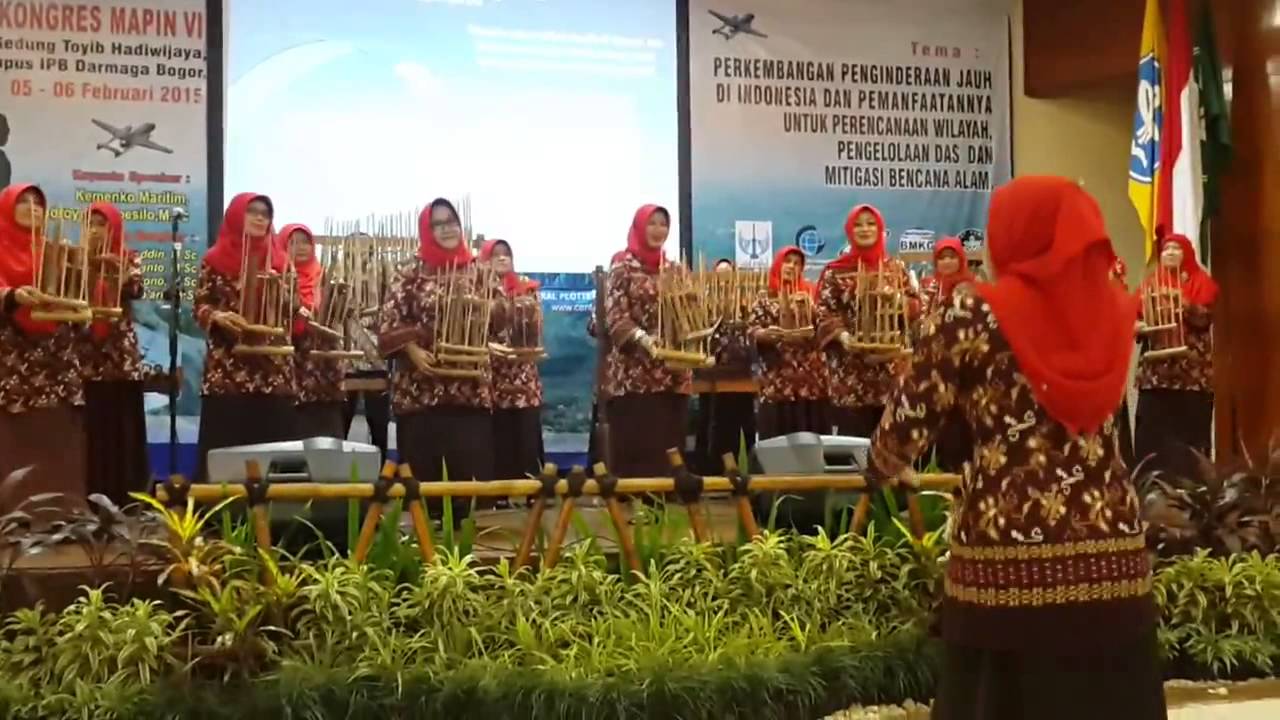 Angklung DWP BIG Lagu Terajana - YouTube