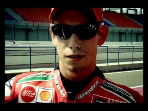 Video: Nilai Bersih Casey Stoner: Wiki, Berkahwin, Keluarga, Perkahwinan, Gaji, Adik Beradik