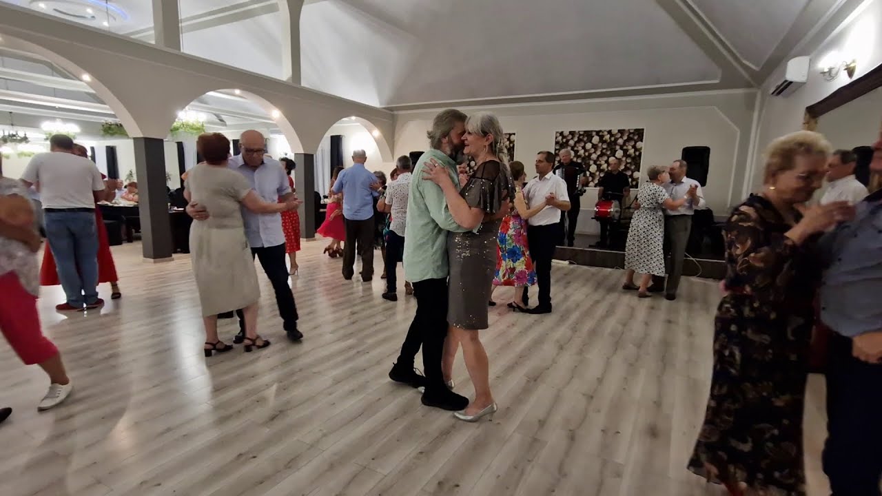 Wspaniała ROMANTYCZNA MELODIA w wykonaniu Piotra Bińkowskiego 29 lipca 2023 na Potańcówce