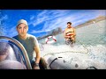 UNE BOUÉE + UNE KNEEBOARD = JAMES EN MAILLOT DE BAIN