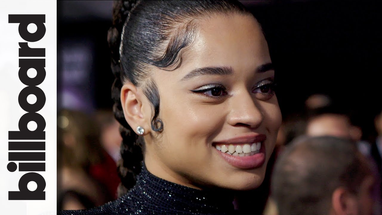 Ella Mai Describes "Amazing" Experience Working With Usher | AMAs