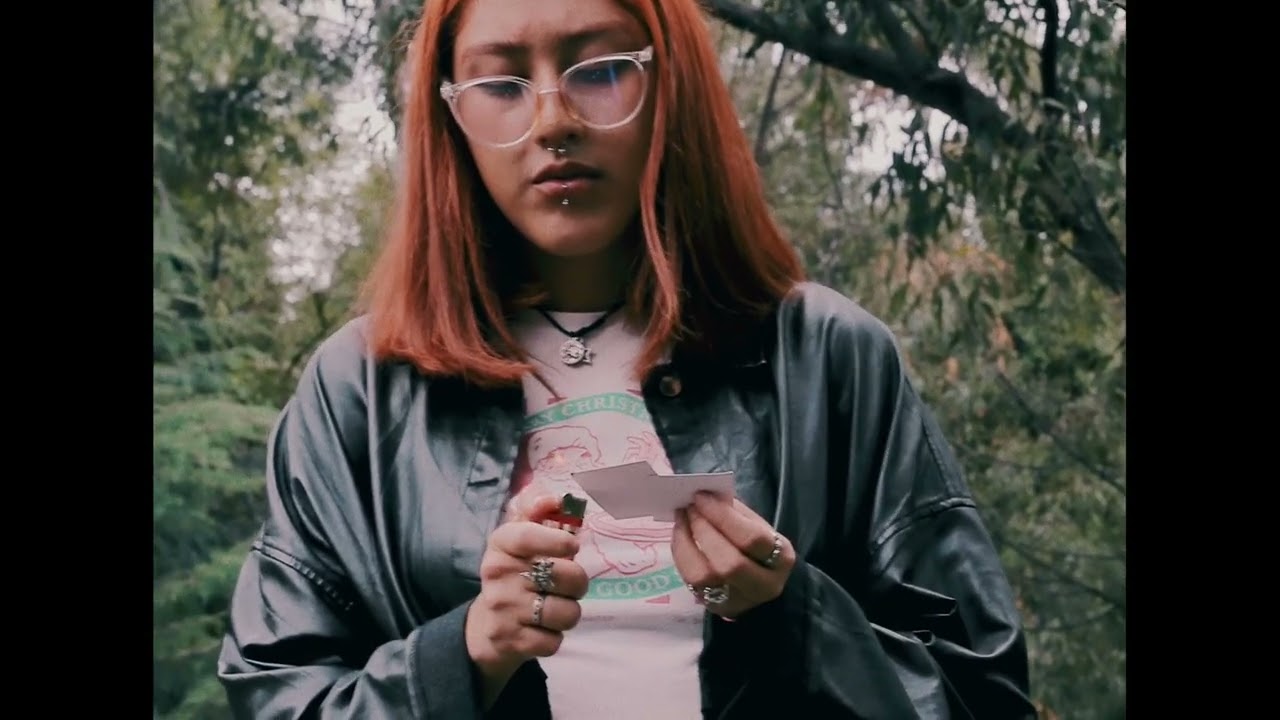 E+O big band presenta : Estatua Roja : lyric video 