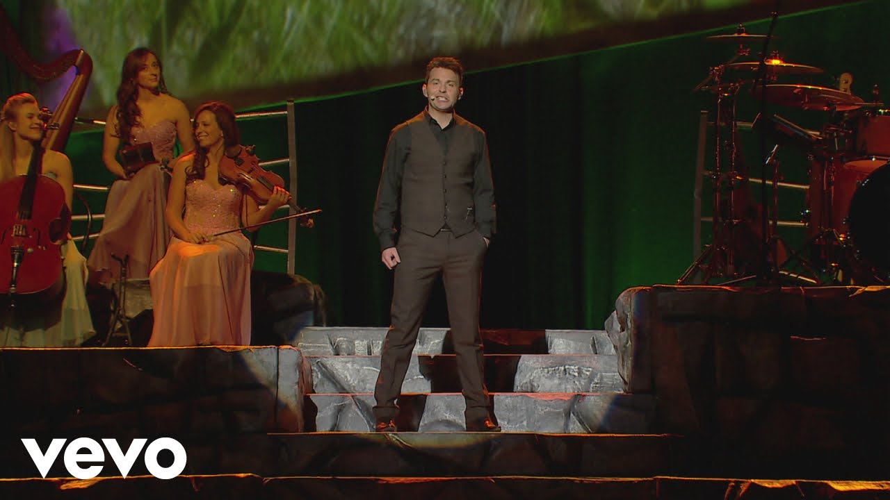 Celtic Thunder - The Streets Of New York (Live From Ontario / 2015) Celtic Thunder - The Streets Of New York (Live From Ontario / 2015)
