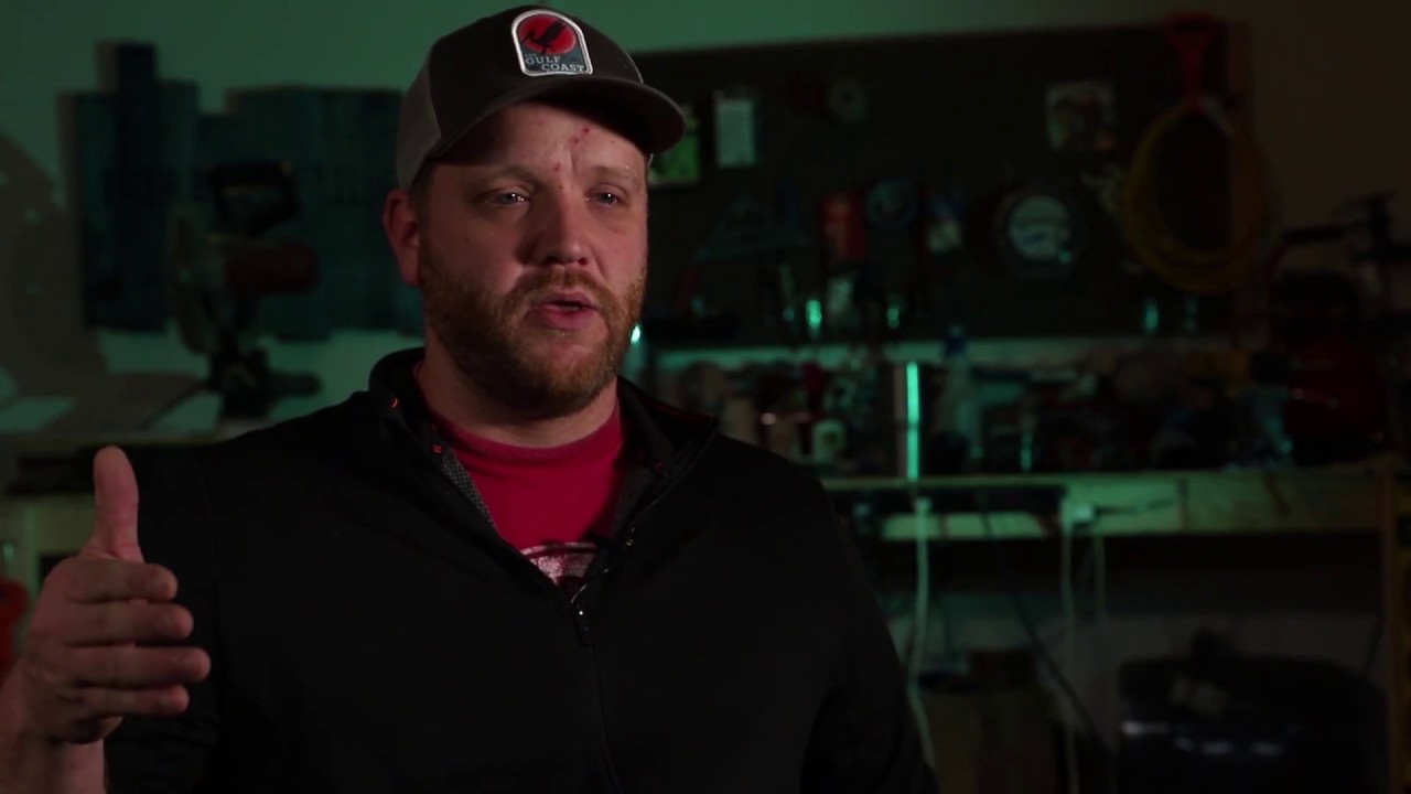 Purposeful Pallets - How a pallet artist sells his craft to raise funds for A Door of Hope