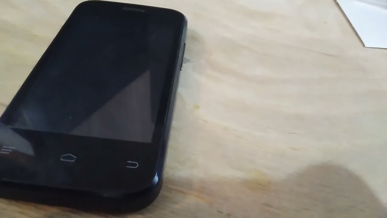 смартфон Fly iq239 +