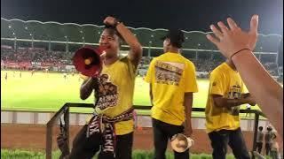 AKSI SUPPORTER BARTMAN MEMBERIKAN DUKUNGAN BARITO PUTERA VS PERSIJA #baritoputera #bartman