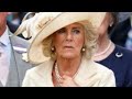 Momentos Incómodos De Camilla Parker Bowles Que Fueron Capturados En Cámara