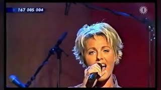 Dana Winner   Moonlight Shadow Resimi