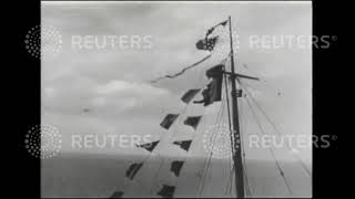 1935 World's largest flying boat flies out to meet world's largest ocean liner