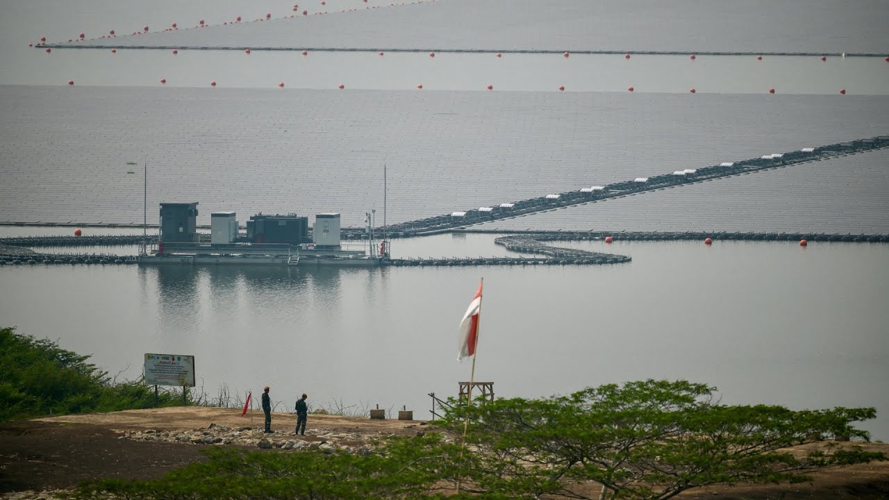 Indonesia inaugurates Southeast Asia's largest floating solar farm ...