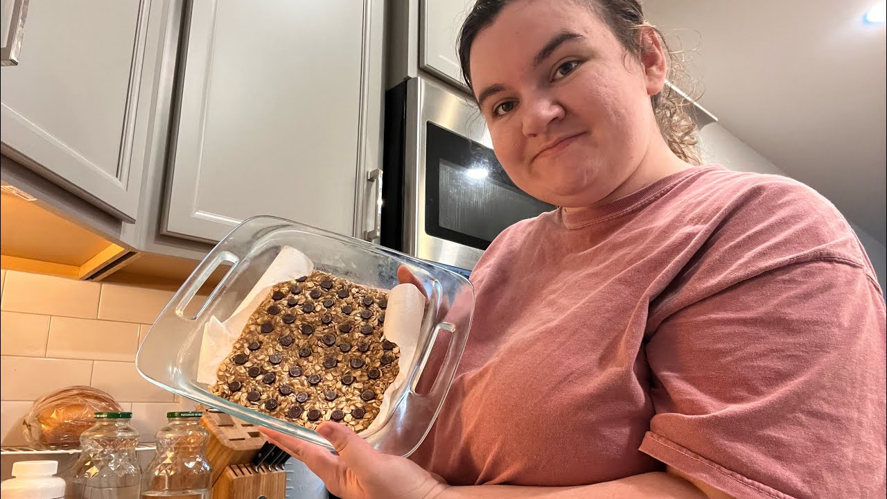 SIMPLE Homemade GRANOLA Bars