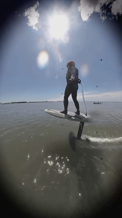 #waydoo #lake #efoil ##ambassador #efoiling #kansas #dustinthewind