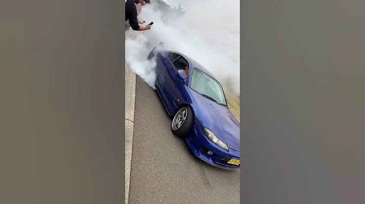 S15 Silvia burnout #nissan #jdm #silvia #200sx #nissansilvia #s15 #sr20det #turbo