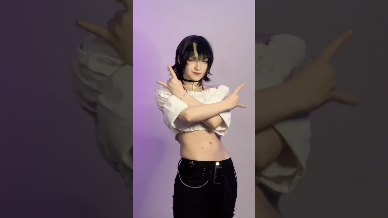 Surprise Jujutsu Kaisen Cosplay! I look like my sister #anime #jujustukaisen