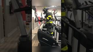 Das machen Feuerwehrmänner jedes Jahr am 9/11 🤯👏 #shorts