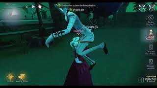 kiting bloody queen for over 300 seconds with novelist | Identity V