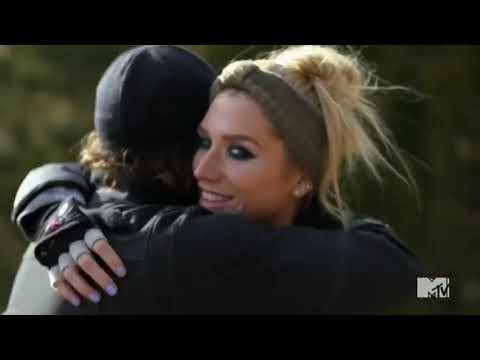 Kesha: My Crazy Beautiful Life - Meet The Family S02 E08