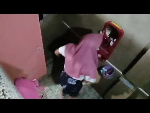 Rekaman cctv di kamar mand!