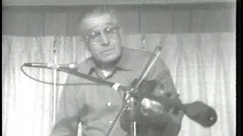 Steve Ledford shows Grayson's fiddle hold & plays ...