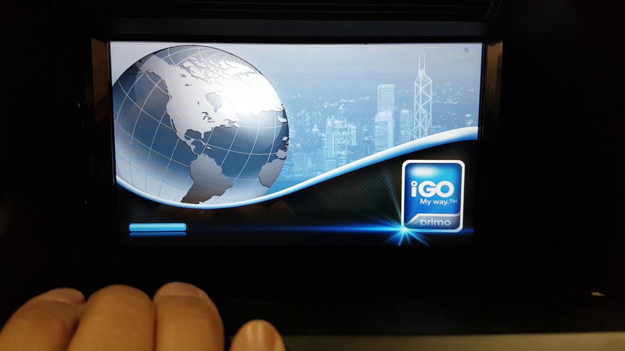 Installation OEM Fit Running Board Navigation and Backup Camera