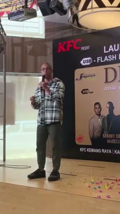 Marcell at Launching Flash Disk Card Album DIVO